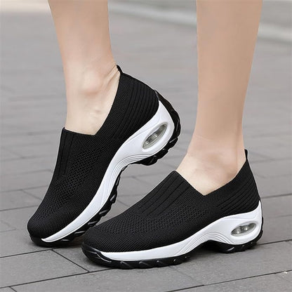 WOMEN'S AIR GO-WALK COMFY PLATFORM SNEAKERS