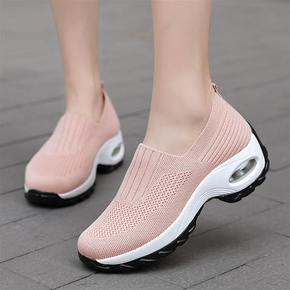WOMEN'S AIR GO-WALK COMFY PLATFORM SNEAKERS