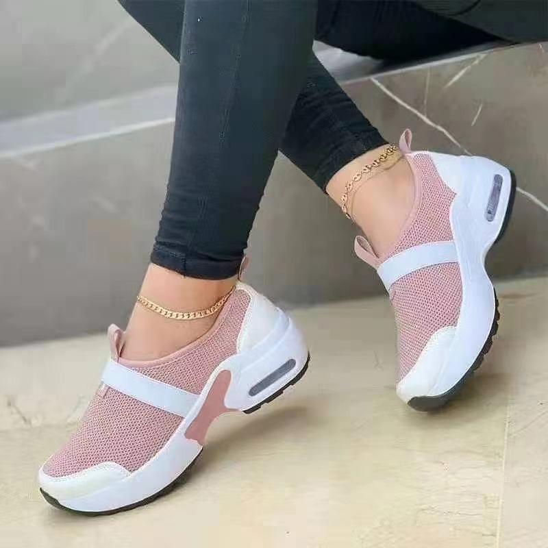 SUPER COMFORTABLE PLATFORM SNEAKERS